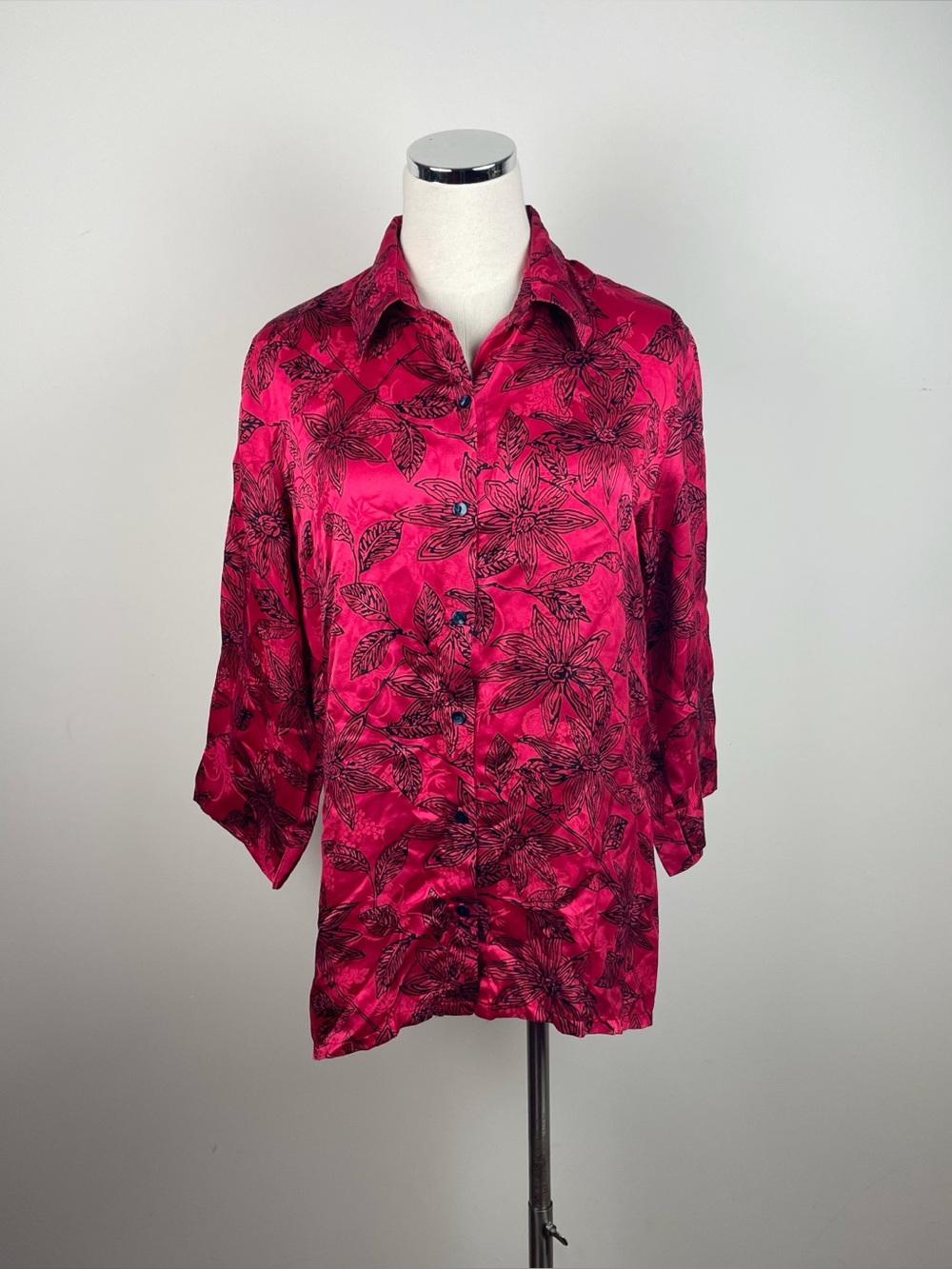 Chico's Design Red Black Floral Silk Blouse Top Women Medium Collared